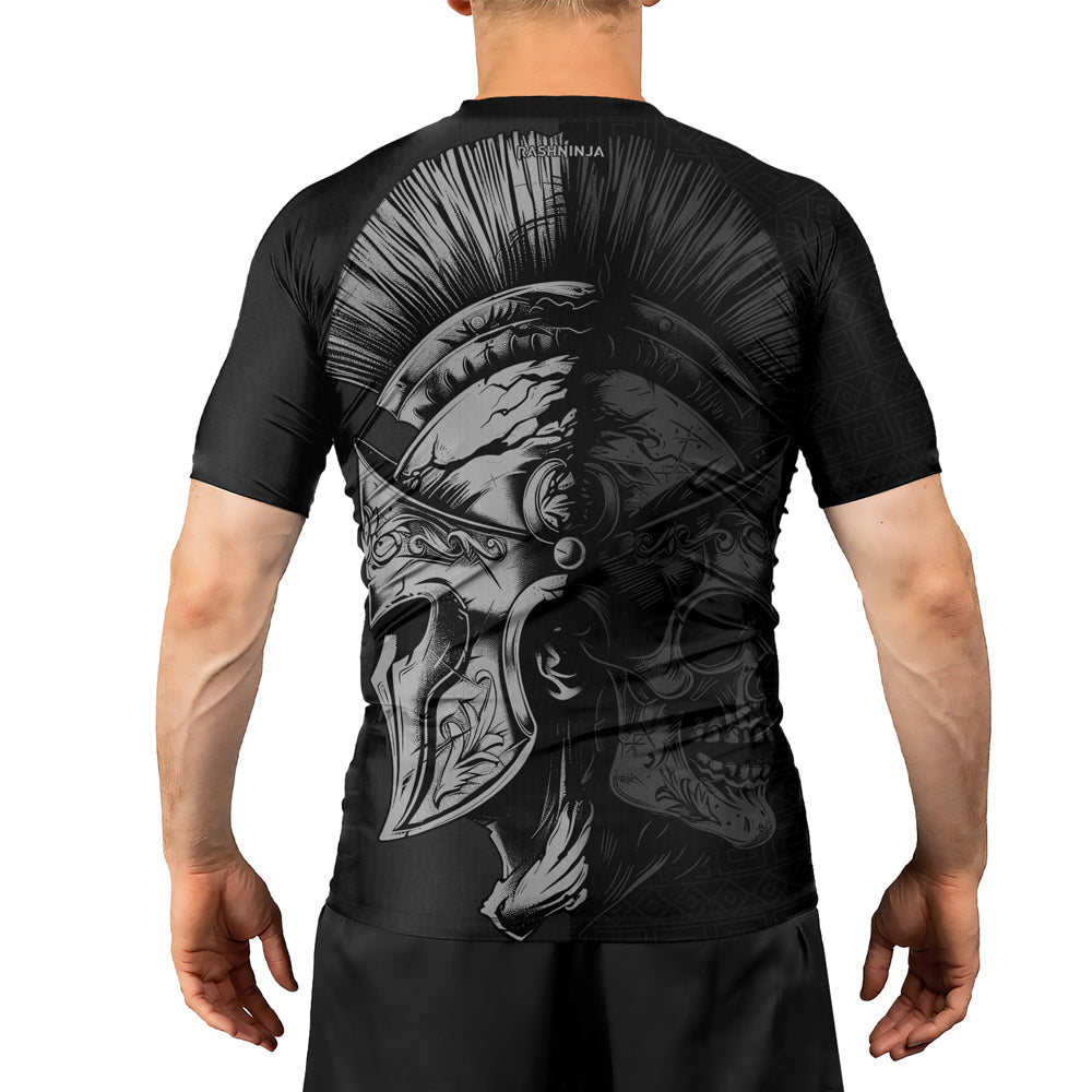 Rashninja Spartan Skull Clash Men's Short Sleeve Rash Guard