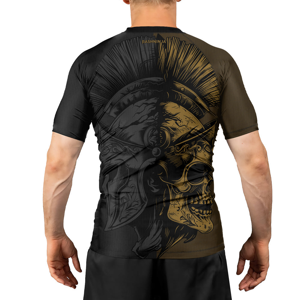 Rashninja Spartan Skull Clash Men's Short Sleeve Rash Guard