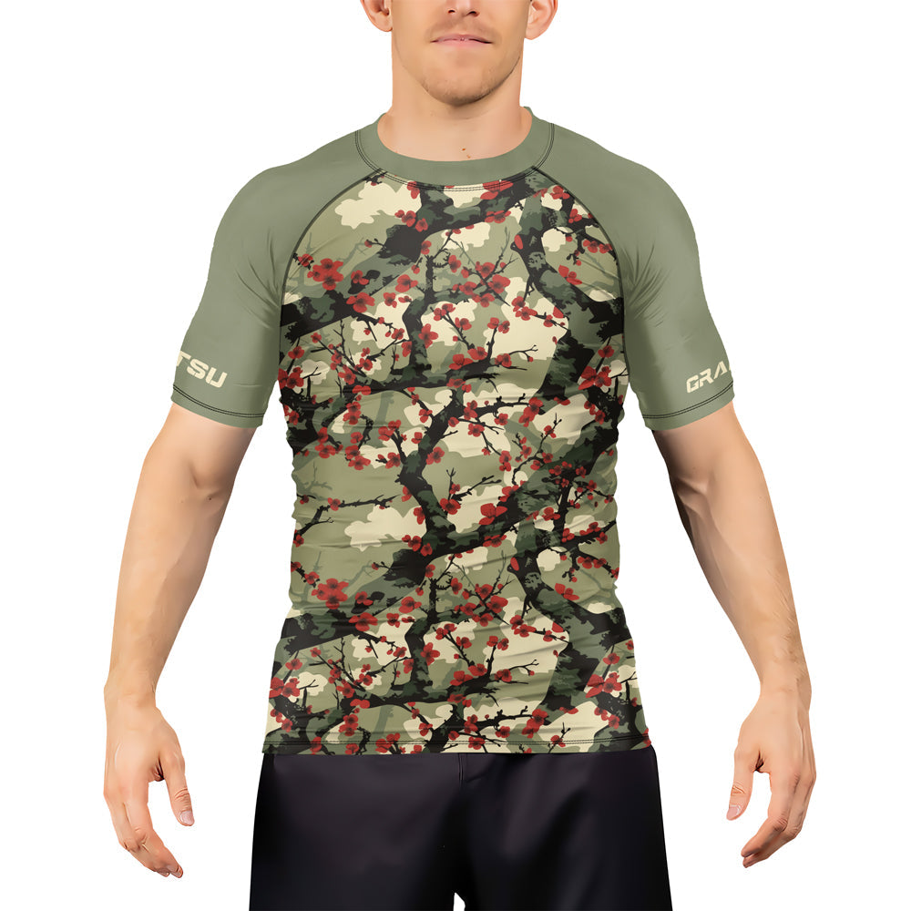 Rashninja Camouflage Cherry Blossom Drift Men's Short Sleeve Rash Guard