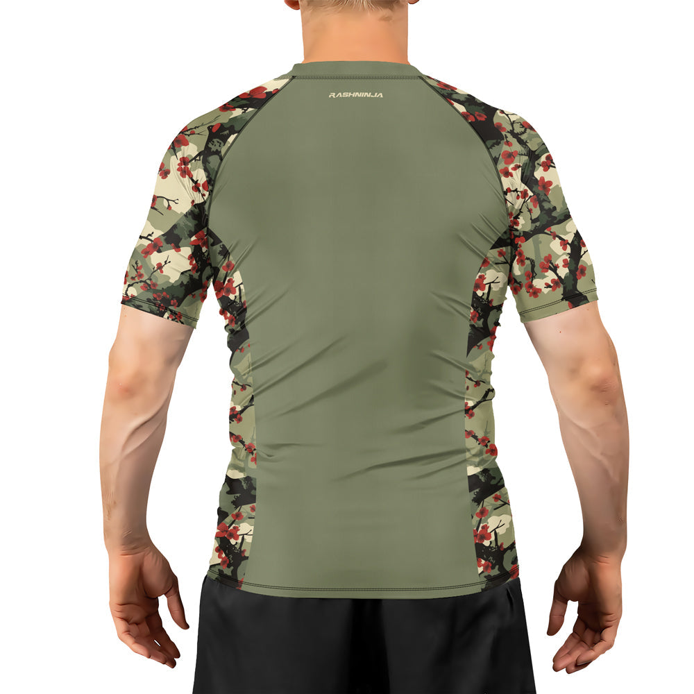 Rashninja Camouflage Cherry Blossom Drift Men's Short Sleeve Rash Guard