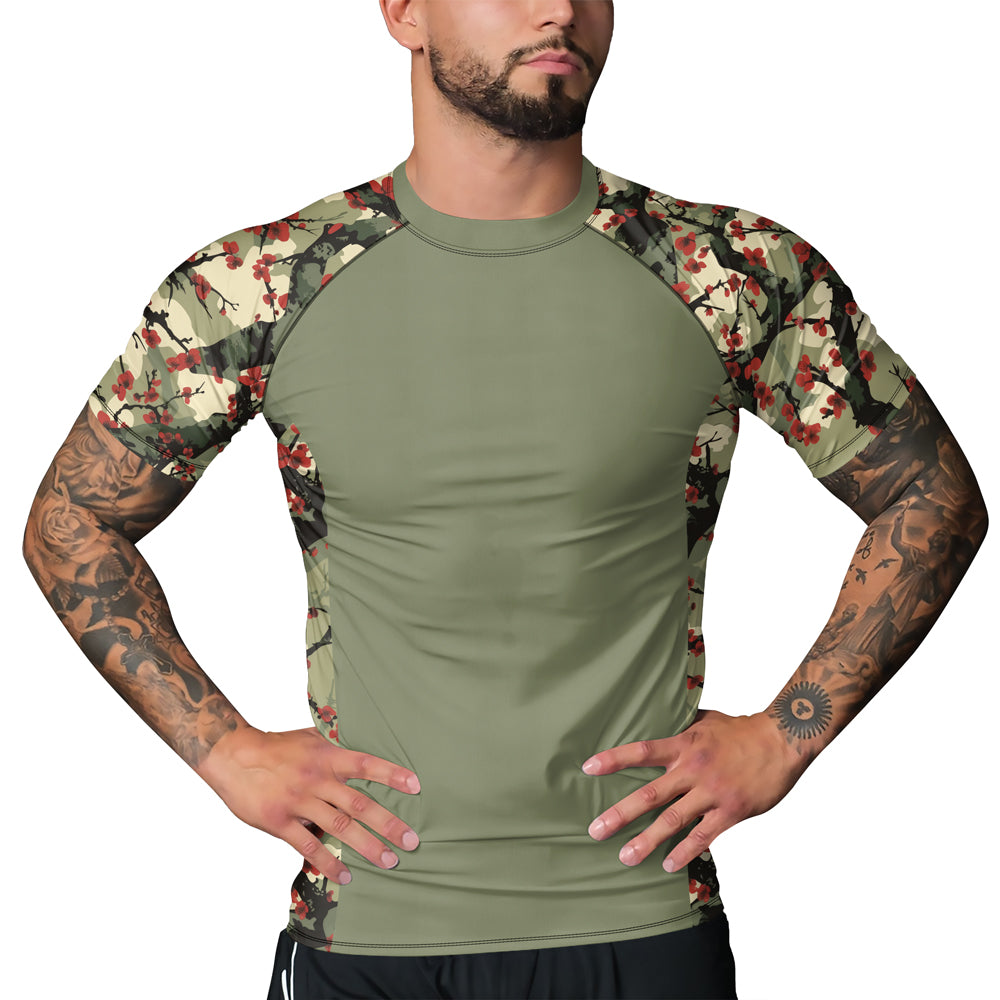 Rashninja Camouflage Cherry Blossom Drift Men's Short Sleeve Rash Guard