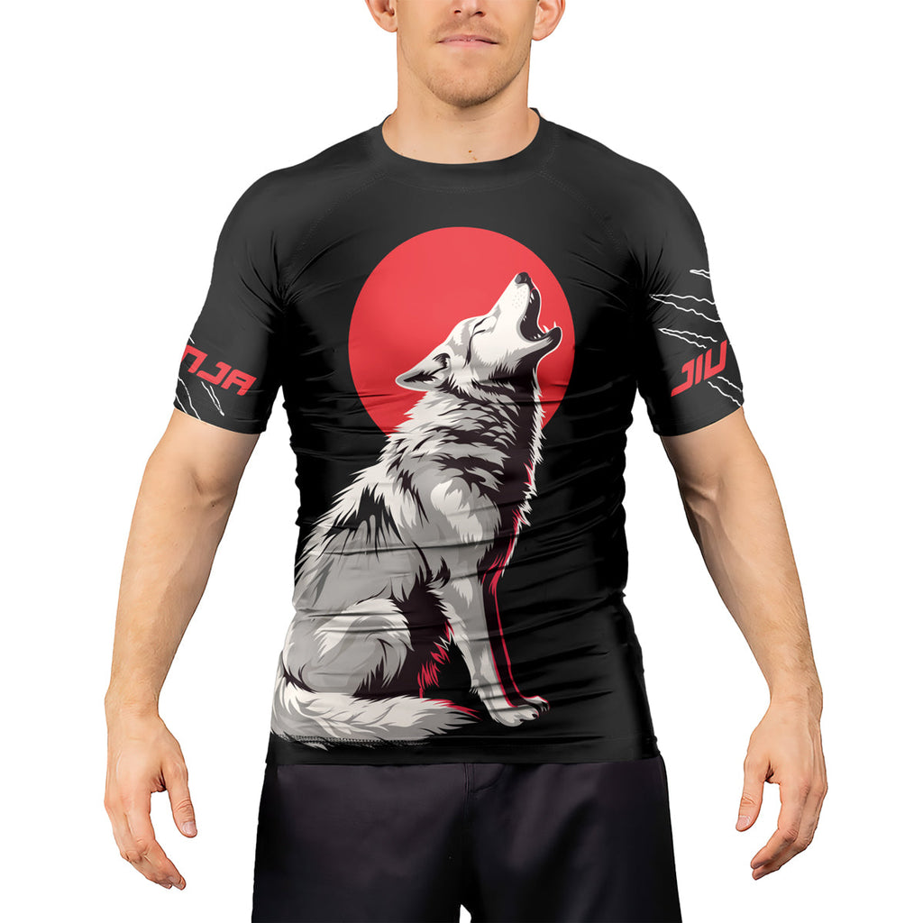Rashninja Wolf Moon Howl Men's Short Sleeve Rash Guard