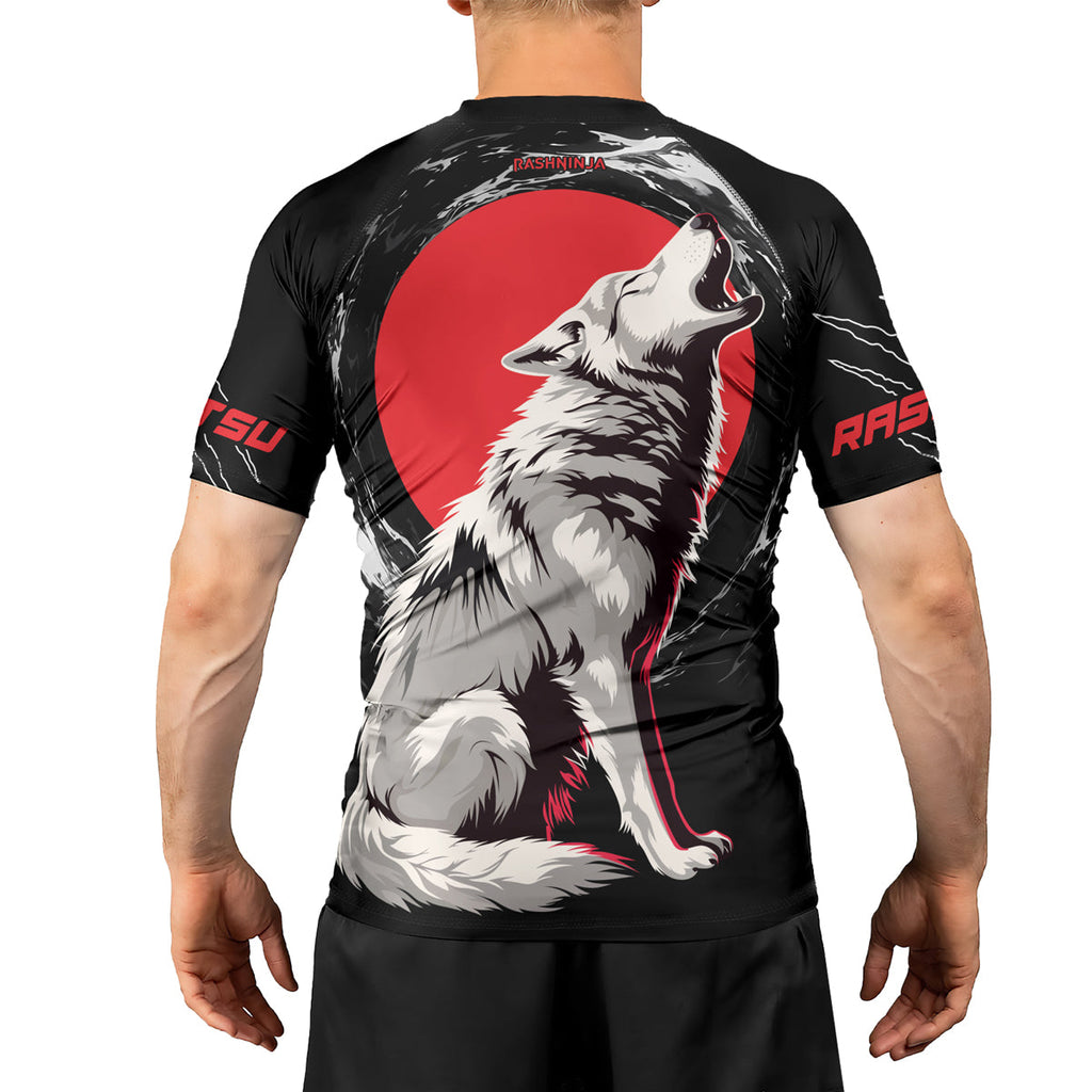 Rashninja Wolf Moon Howl Men's Short Sleeve Rash Guard