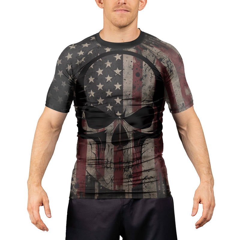 Rashninja Patriotic Skull Distressed Men's Short Sleeve Rash Guard