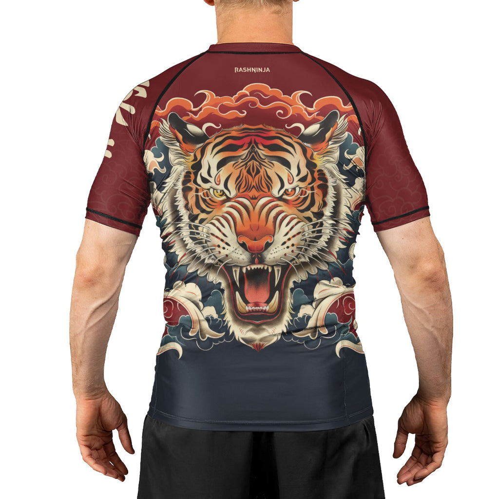 Rashninja Tiger Cloud Black Red Men's Short Sleeve Rash Guard